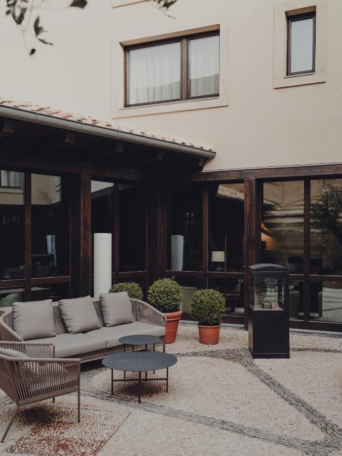 Santa Maria Briones Hotel Luaran gambar