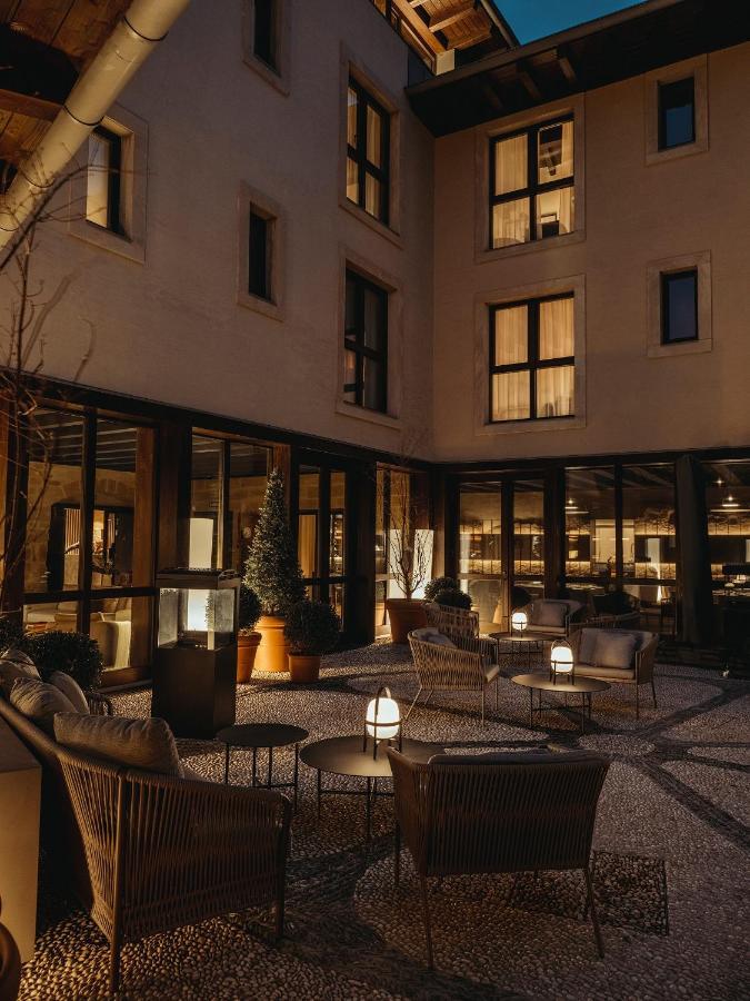 Santa Maria Briones Hotel Luaran gambar
