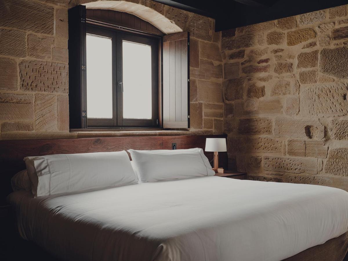 Santa Maria Briones Hotel Luaran gambar