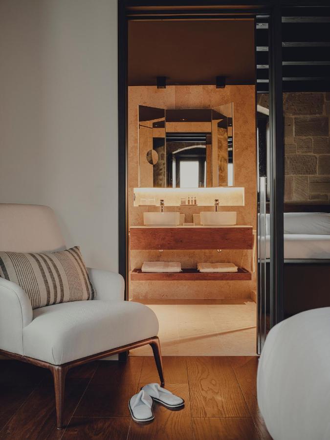 Santa Maria Briones Hotel Luaran gambar