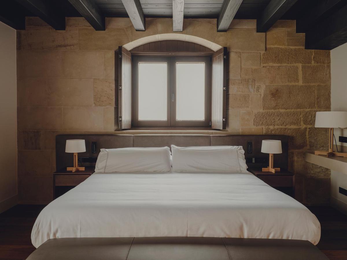 Santa Maria Briones Hotel Luaran gambar